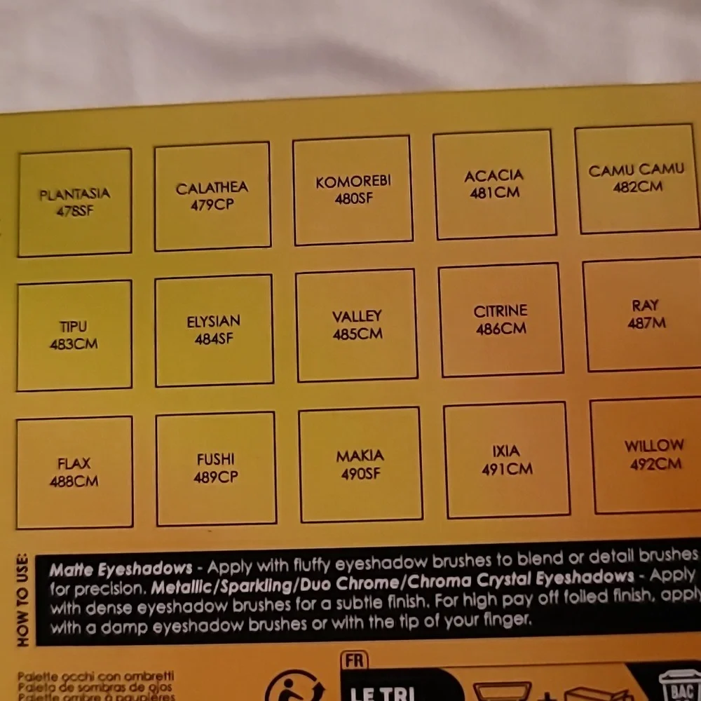 NEW NATASHA DENONA‎ Yucca Eyeshadow Palette 15 Shades